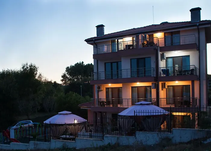 ла мер апартменти